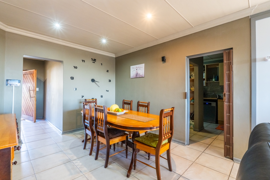 4 Bedroom Property for Sale in Dana Bay Western Cape